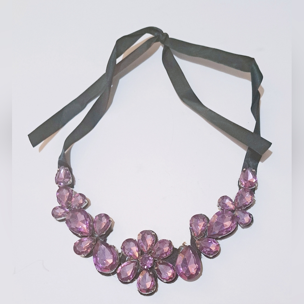 Brand NEW Statement Necklace